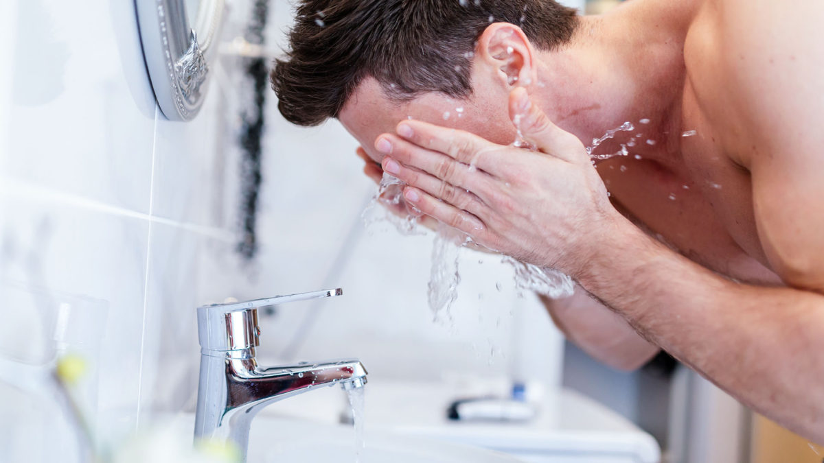 メンズの洗顔料で高級なモノをご紹介 洗顔料にもハイブランドが存在 コーヒーとカレーと山下達郎とたまに仕事